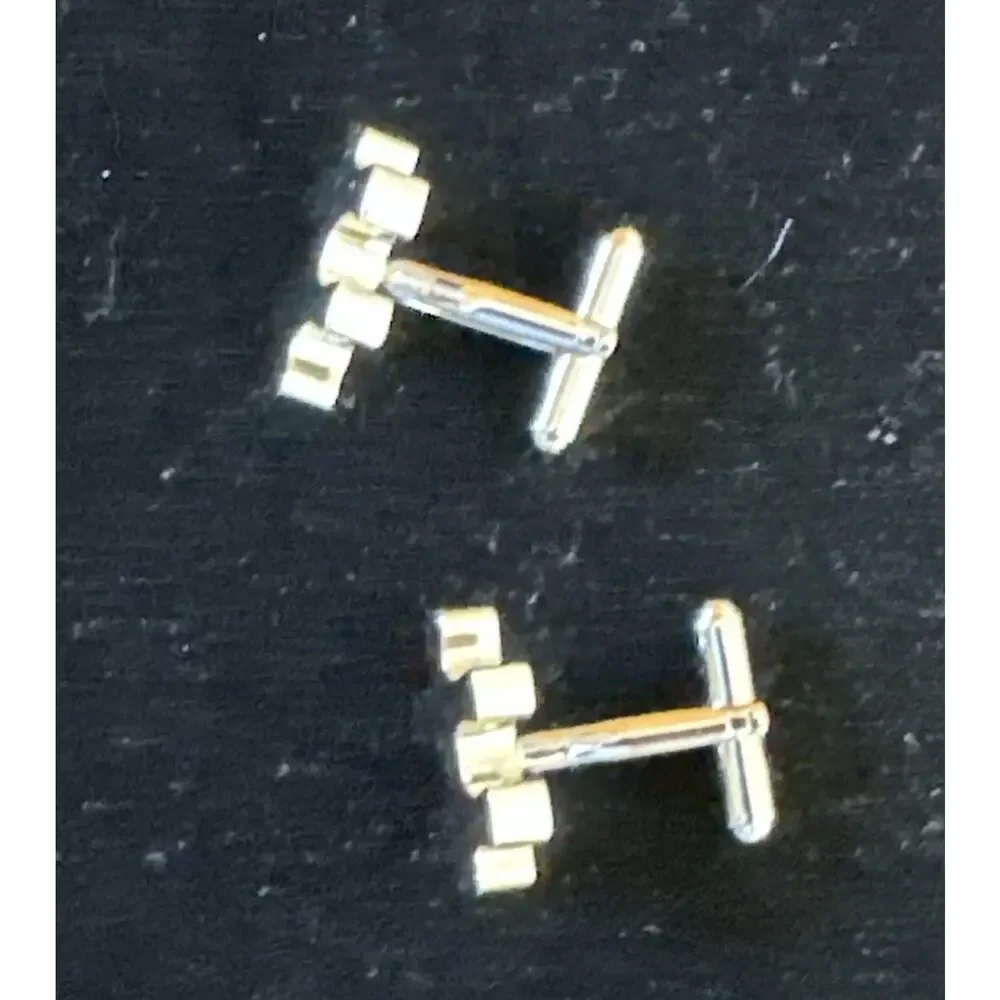 N/A these silver